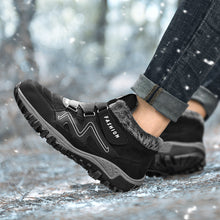 Laden Sie das Bild in den Galerie-Viewer, Autumn and winter non-slip warm and comfortable high-top casual cotton shoes—Unisex - Keillini