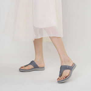 2023 New Women's Thick Soled Fashion Slippers - Libiyi