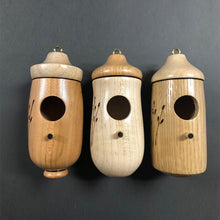 Load image into Gallery viewer, Libiyi Wooden Hummingbird House - Libiyi